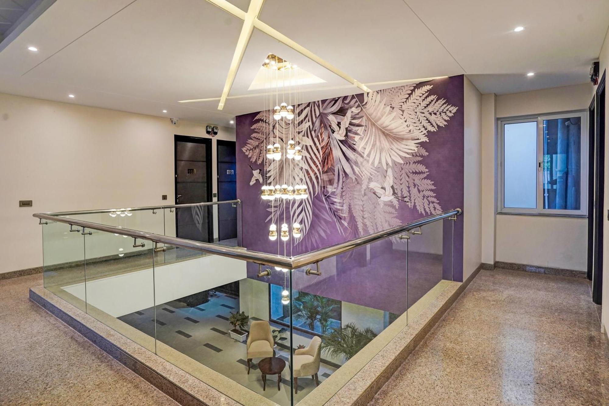 Hotel O Parkinn Gurgáon Kültér fotó