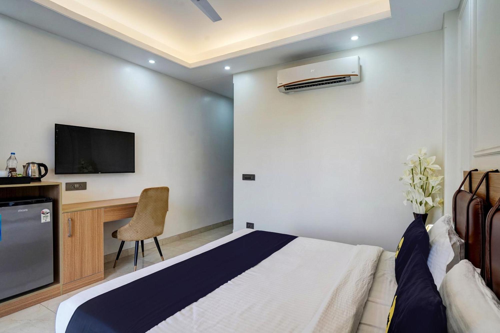 Hotel O Parkinn Gurgáon Kültér fotó