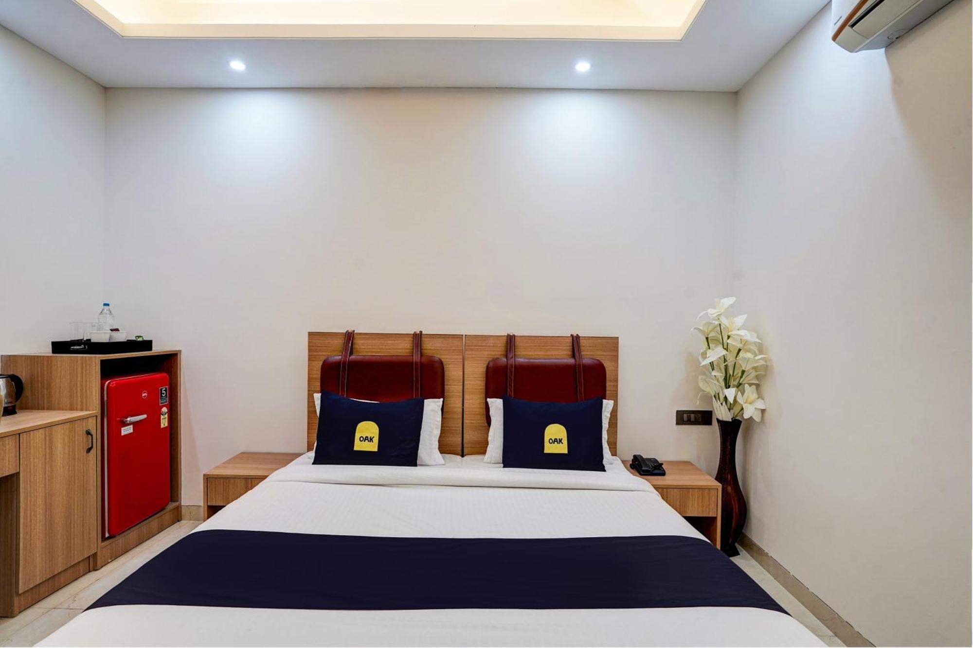 Hotel O Parkinn Gurgáon Kültér fotó