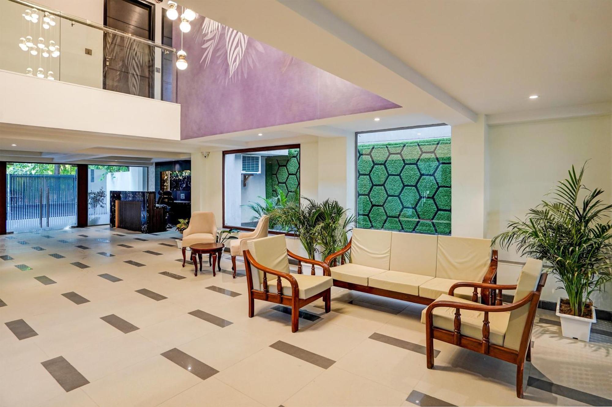 Hotel O Parkinn Gurgáon Kültér fotó